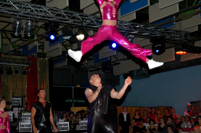 min 2005 11 12 fous swing 186